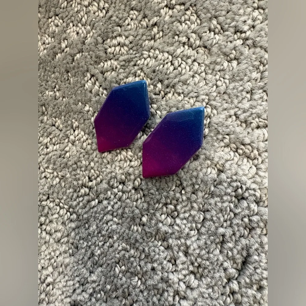 Earring bundle (3) - Picture 3 of 6